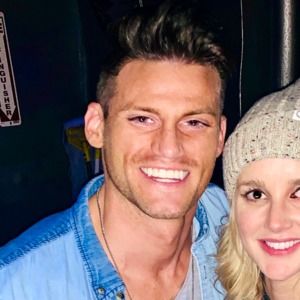 Meet your Posher, Chase